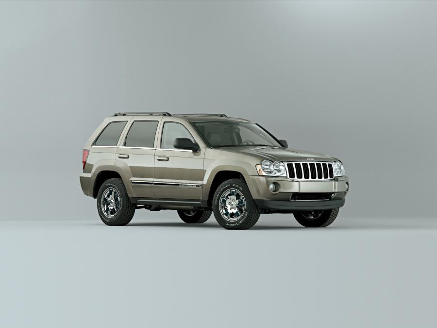  Jeep Grand Cherokee 2005 года  (фото 102 из 133)